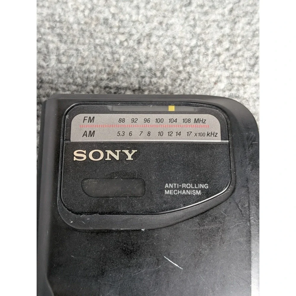 Sony Walkman FM/AM WM-FX103 Radio Cassette Player Mega Base Anti-Rolling‎ Black